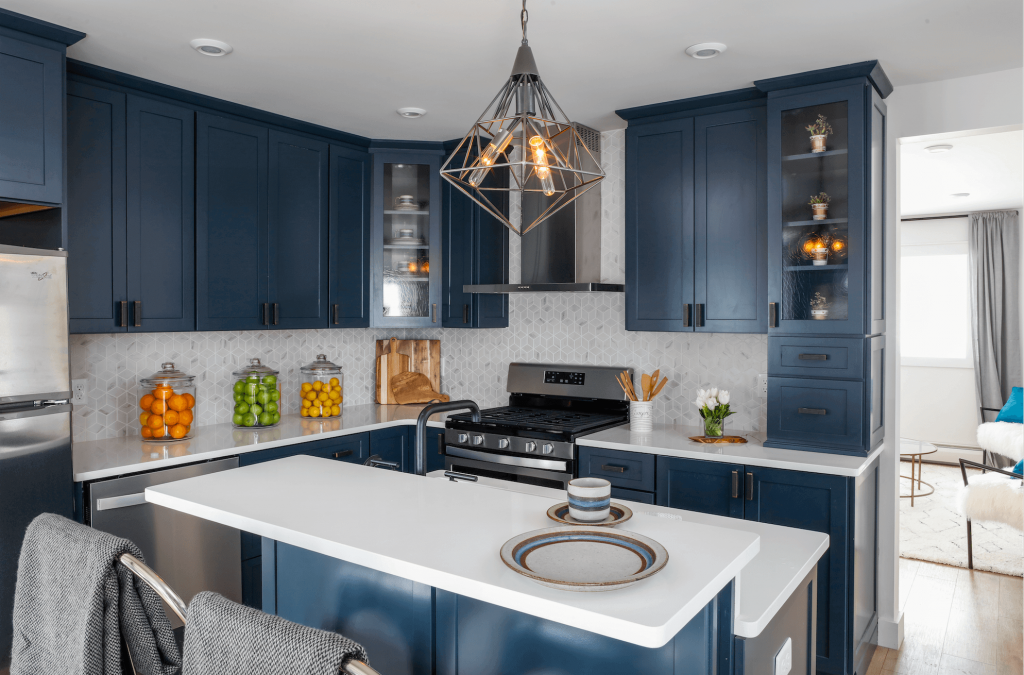 Kitchen Trend Navy Blue Cabinets, What Colours Go With Blue Kitchen Cabinets